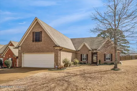 3454 Carolyn Xing, Southaven, MS 38672