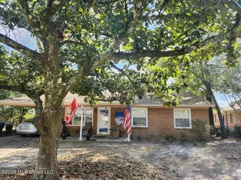 2306 Curcor Dr, Gulfport, MS 39507