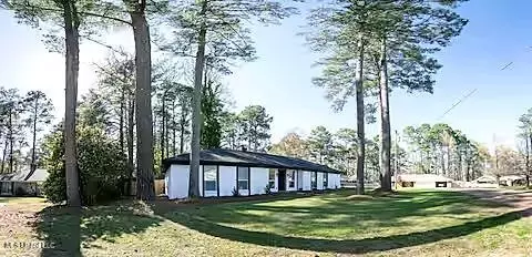 100 Vine Ln, Brandon, MS 39047