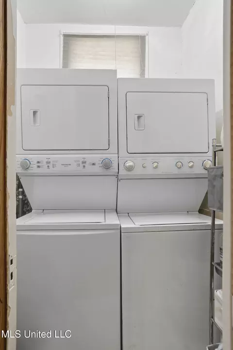 Other - 818 Pinehurst Pl, Jackson, MS 39202 photo 6 of 6