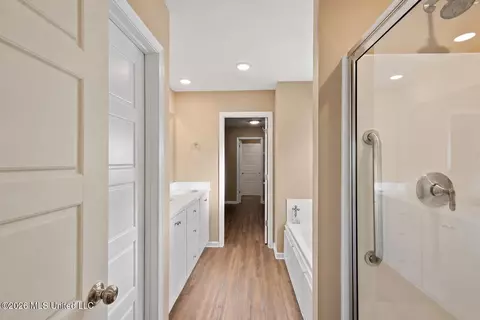 Entry Way - 814 Stones Throw Dr, Brandon, MS 39042 photo 3 of 4