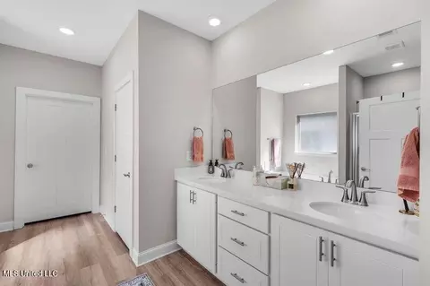 Other - 817 Long Leaf Cir, Brandon, MS 39042 photo 8 of 13
