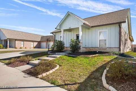 Other - 817 Long Leaf Cir, Brandon, MS 39042 photo 1 of 13