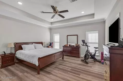Bedroom - 817 Long Leaf Cir, Brandon, MS 39042 photo 1 of 2