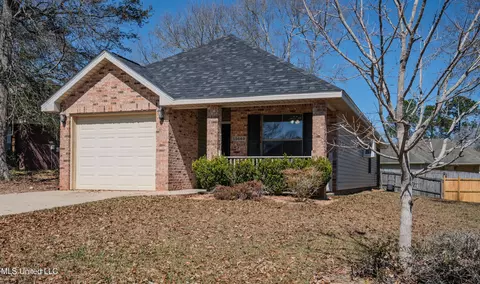 13669 Skye Ct, Gulfport, MS 39503