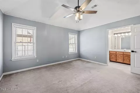 Bedroom - 270 Gaslight Cv, Hernando, MS 38632 photo 3 of 3