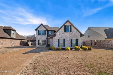 4552 Boxwood Ln, Horn Lake, MS 38637