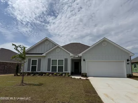 16170 Blue Ridge Dr, Gulfport, MS 39503