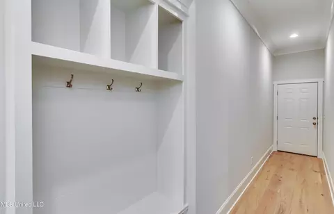Entry Way - 122 Grayson Way, Madison, MS 39110 photo 2 of 2