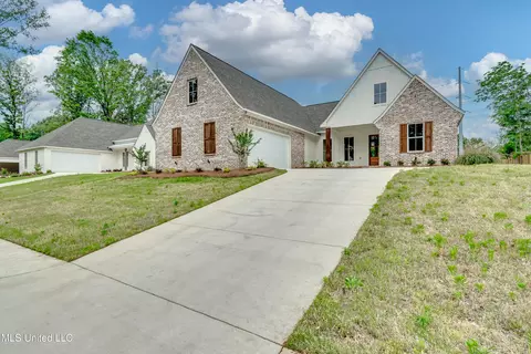 Exterior - 122 Grayson Way, Madison, MS 39110 photo 2 of 10