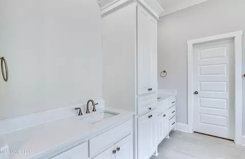Bath - 122 Grayson Way, Madison, MS 39110 photo 3 of 10