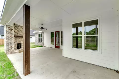 Exterior - 122 Grayson Way, Madison, MS 39110 photo 5 of 10
