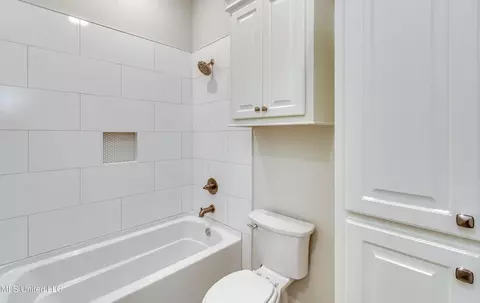 Bath - 122 Grayson Way, Madison, MS 39110 photo 10 of 10