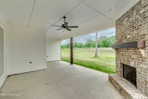 Exterior - 122 Grayson Way, Madison, MS 39110 photo 8 of 10