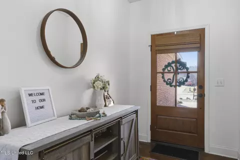 Entry Way - 309 Flagstone Dr, Brandon, MS 39042 photo 1 of 3