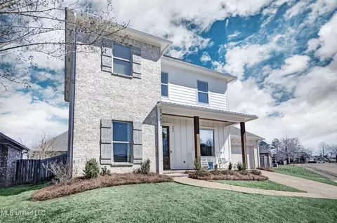 Exterior - 604 Chambord Dr, Brandon, MS 39042 photo 2 of 6