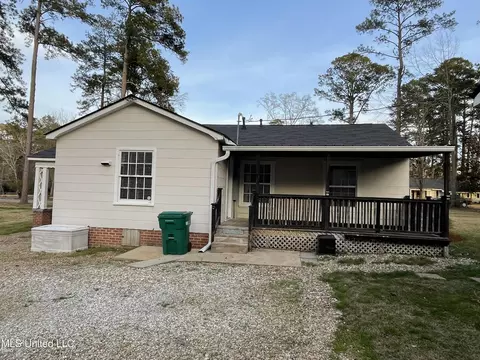 Exterior - 113 Brady Dr, Brookhaven, MS 39601 photo 1 of 1