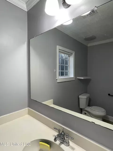Bath - 113 Brady Dr, Brookhaven, MS 39601 photo 3 of 5