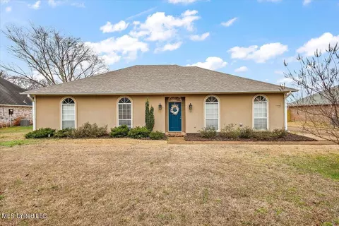 103 Trace Ridge Dr, Ridgeland, MS 39157