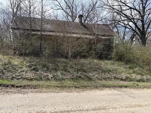 Sawders Street, Wesson, MS 39191