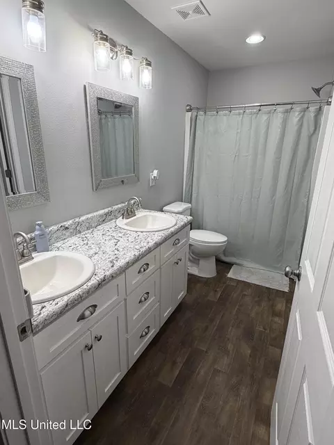 Bath - 58 Third Ave, Lucedale, MS 39452 photo 2 of 2