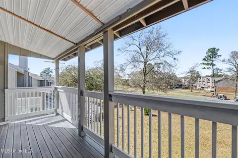 Exterior - 288 Highpoint Dr, Diamondhead, MS 39525 photo 4 of 11