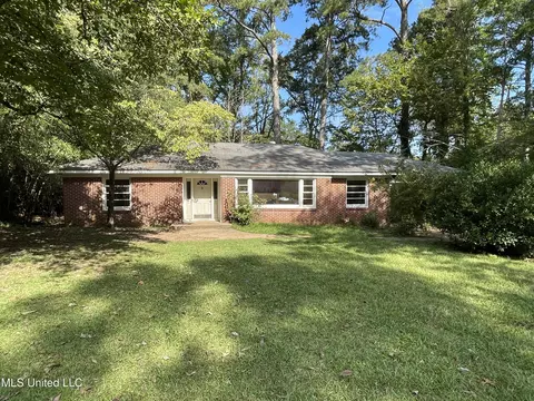 108 Highland Dr, Kosciusko, MS 39090
