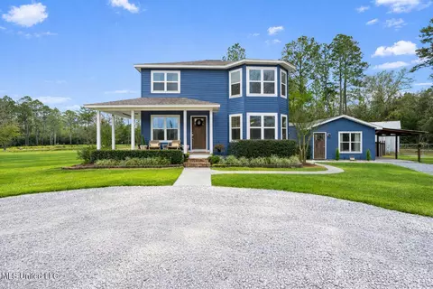 15392 Three Rivers Rd, Biloxi, MS 39532