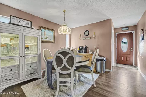 Dining - 142 Lynne Ln, Lucedale, MS 39452 photo 1 of 1
