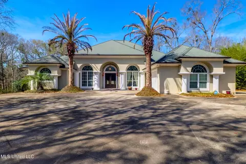 25168 Hillbrooke Ln, Pass Christian, MS 39571