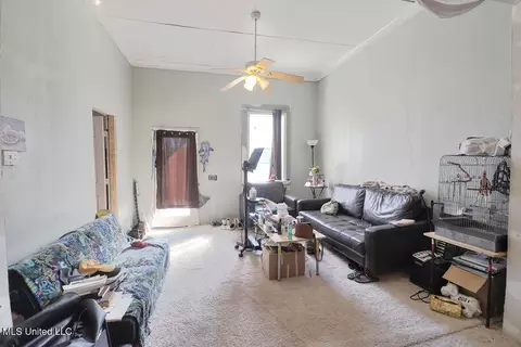 8708 Old Ccc Camp Rd, Ocean Springs, MS 39564