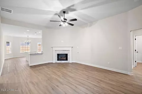 Living - 6510 Benjamin Cv, Walls, MS 38680 photo 1 of 2