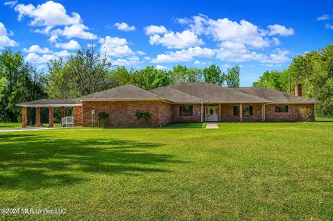 18265 Landon Rd, Gulfport, MS 39503