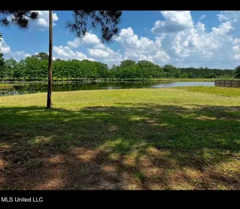 98 Cotton Acres Dr # B, Clinton, MS 39056