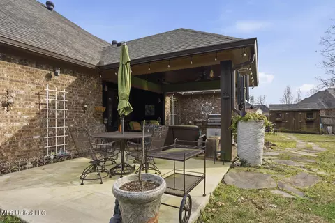 Other - 128 Belle Oak Dr, Brandon, MS 39042 photo 14 of 15
