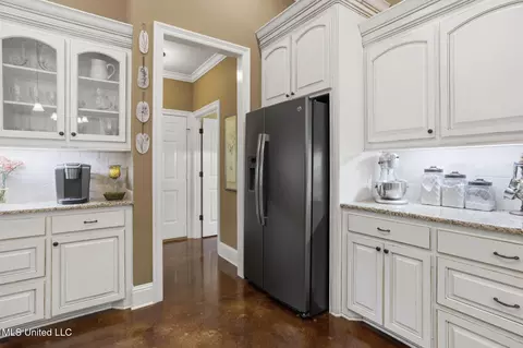 Entry Way - 128 Belle Oak Dr, Brandon, MS 39042 photo 2 of 2