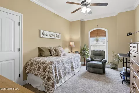 Bedroom - 128 Belle Oak Dr, Brandon, MS 39042 photo 3 of 4