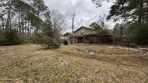 Exterior - 115 Avian Ln, Jackson, MS 39204 photo 7 of 8