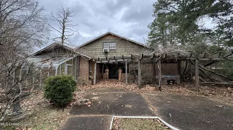 Exterior - 115 Avian Ln, Jackson, MS 39204 photo 8 of 8