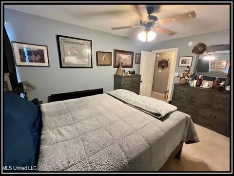 Bedroom - 1742 W Keenlan Dr, Hernando, MS 38632 photo 7 of 9