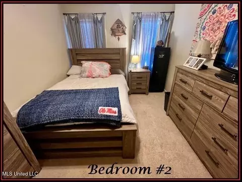 Bedroom - 1742 W Keenlan Dr, Hernando, MS 38632 photo 5 of 9