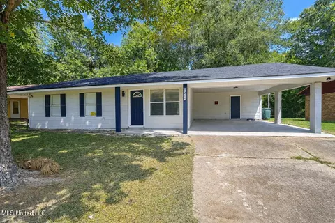 1208 Prentiss Ave, Yazoo City, MS 39194
