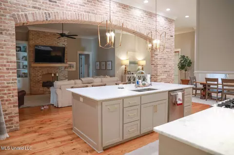 545 12 Oaks Trce, Canton, MS 39046 photo 6