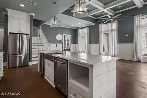 Kitchen - 226 Port Arbor, Brandon, MS 39047 photo 4 of 6