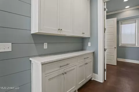 Entry Way - 226 Port Arbor, Brandon, MS 39047 photo 3 of 3