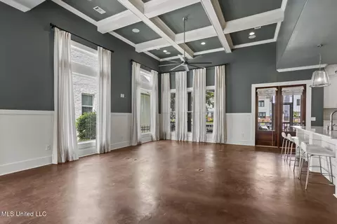 Living - 226 Port Arbor, Brandon, MS 39047 photo 2 of 2