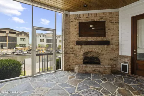 Exterior - 226 Port Arbor, Brandon, MS 39047 photo 2 of 7