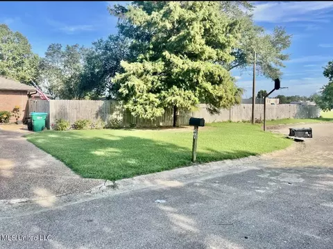 Exterior - 407 Juniper Ln, Ruleville, MS 38771 photo 3 of 5