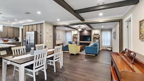 349 Lake Harbor Rd, Brandon, MS 39047