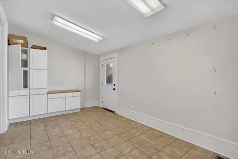 Other - 504 W Railroad Ave, Summit, MS 39666 photo 11 of 14
